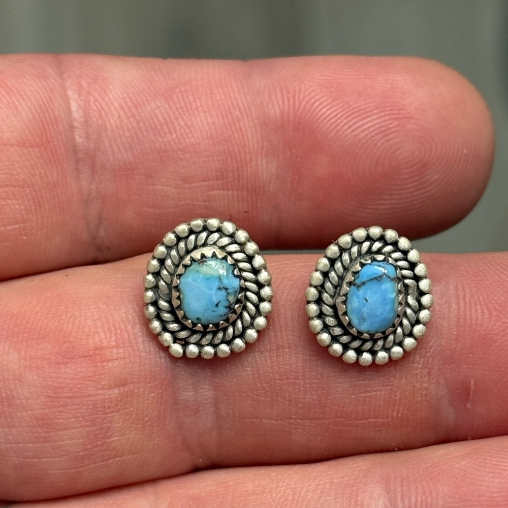 STERLING SILVER NATIVE SOUTHWEST GOLDEN HILLS TURQUOISE CONCHO STUDS .925